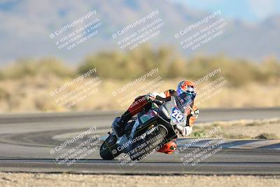 media/Dec-07-2025-CVMA (Sun) [[3e7d2de5dc]]/Race 18-Formula Twins-Formula 40 UL/